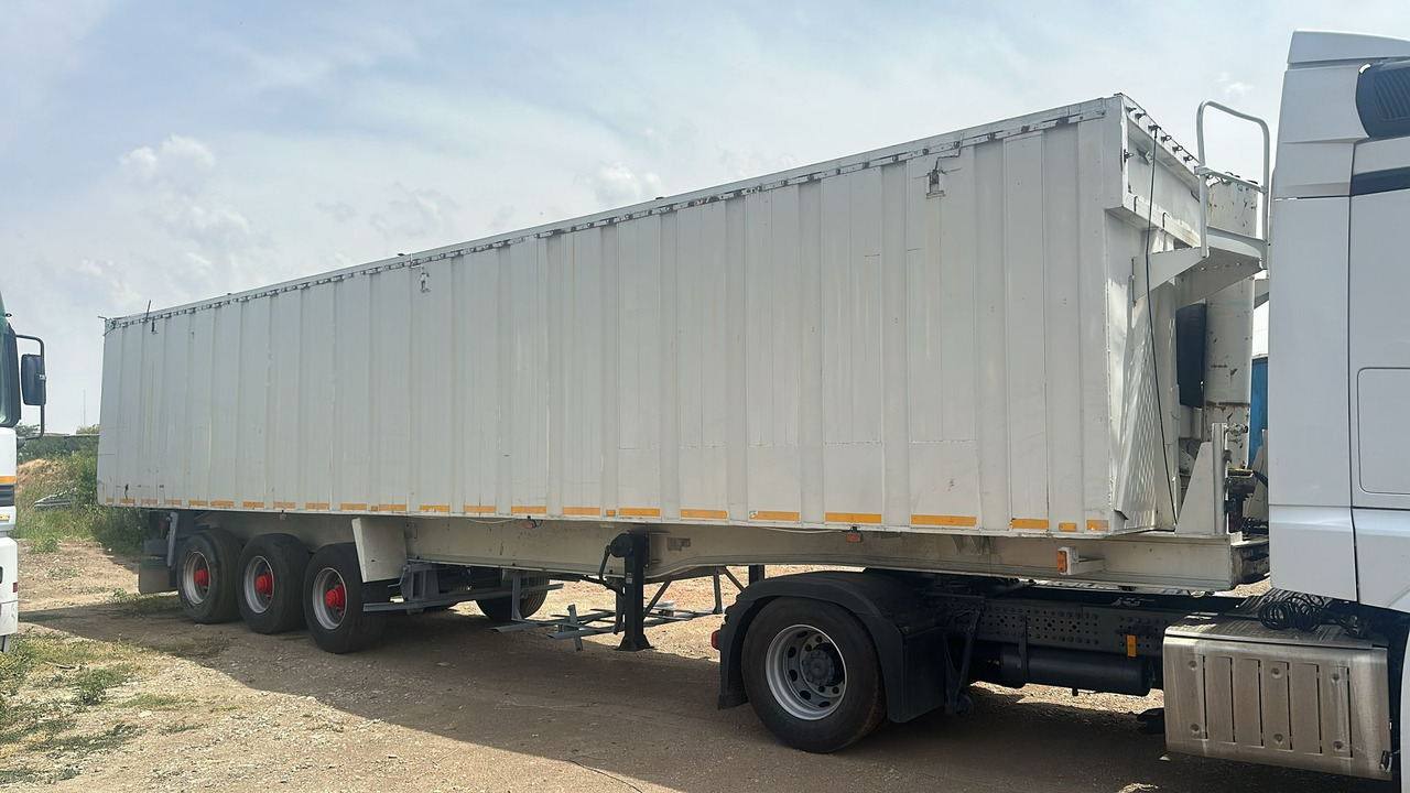 BENALU Bena Cereale 68m3 T34C1NL Aluminiu - Naczepa wywrotka: zdjęcie 4 BENALU Bena Cereale 68m3 T34C1NL Aluminiu - Naczepa wywrotka: zdjęcie 4