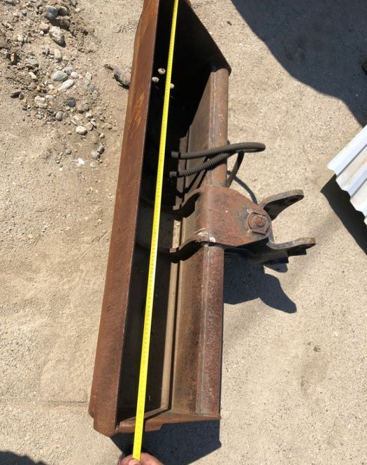 Caterpillar Volvo, JCB, Yanmar, Kubota 123 cm latime - Łyżka do koparki: zdjęcie 1 Caterpillar Volvo, JCB, Yanmar, Kubota 123 cm latime - Łyżka do koparki: zdjęcie 1