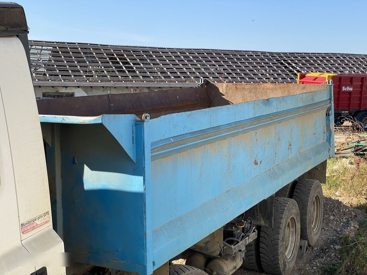 Hardox Bena basculabila cu semisasiu 7m : 8x4 - Wymienne nadwozie do wywrotki: zdjęcie 2 Hardox Bena basculabila cu semisasiu 7m : 8x4 - Wymienne nadwozie do wywrotki: zdjęcie 2