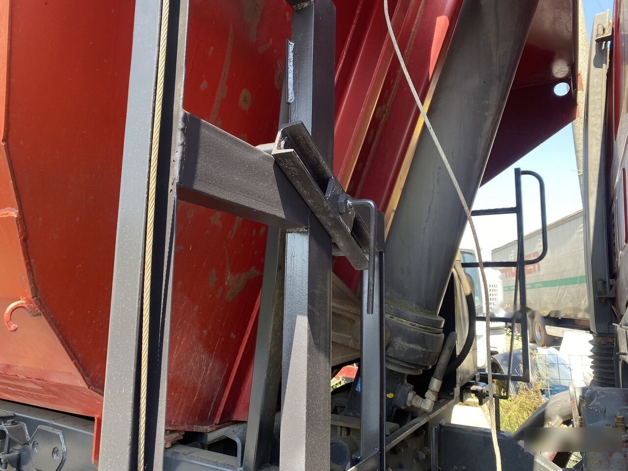 Hyva Suprastructura EUROTRAKKER 6x4 Basculabila - Wymienne nadwozie do wywrotki: zdjęcie 3 Hyva Suprastructura EUROTRAKKER 6x4 Basculabila - Wymienne nadwozie do wywrotki: zdjęcie 3