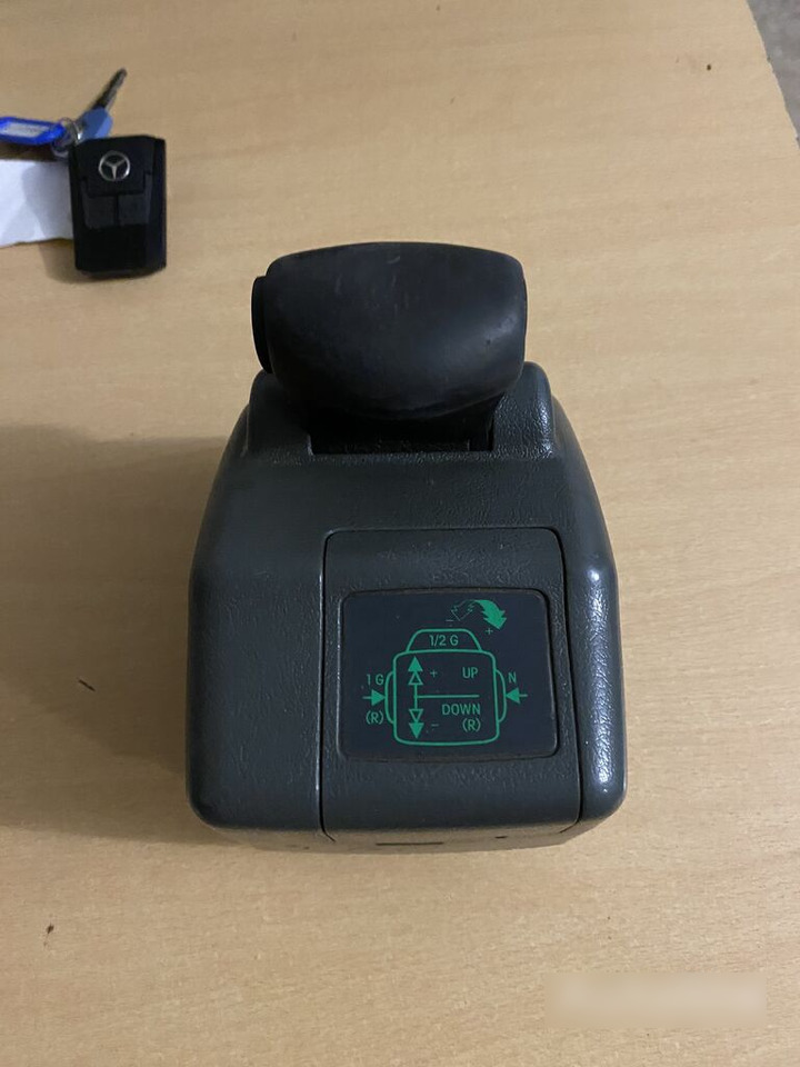 Mercedes-Benz Selector Lever Module, transmission shift , schimbator actros se truck - Lewarek zmiany biegów do Samochodów ciężarowych: zdjęcie 1 Mercedes-Benz Selector Lever Module, transmission shift , schimbator actros se truck - Lewarek zmiany biegów do Samochodów ciężarowych: zdjęcie 1