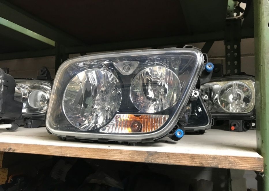 - Reflektor do Samochodów ciężarowych: zdjęcie 4 - Reflektor do Samochodów ciężarowych: zdjęcie 4