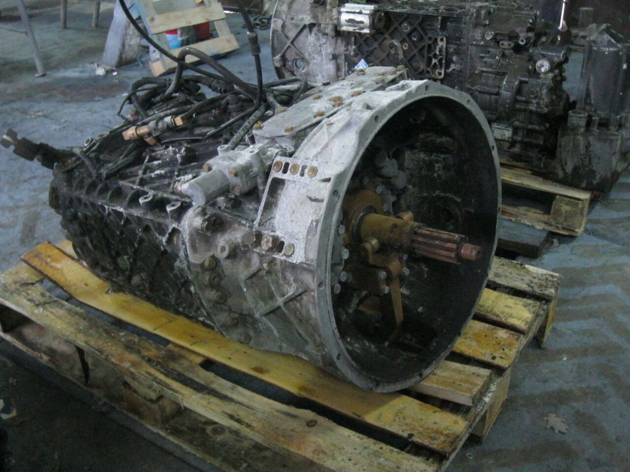 ZF 16S221 DAF XF 95 - Skrzynia biegów do Samochodów ciężarowych: zdjęcie 1 ZF 16S221 DAF XF 95 - Skrzynia biegów do Samochodów ciężarowych: zdjęcie 1