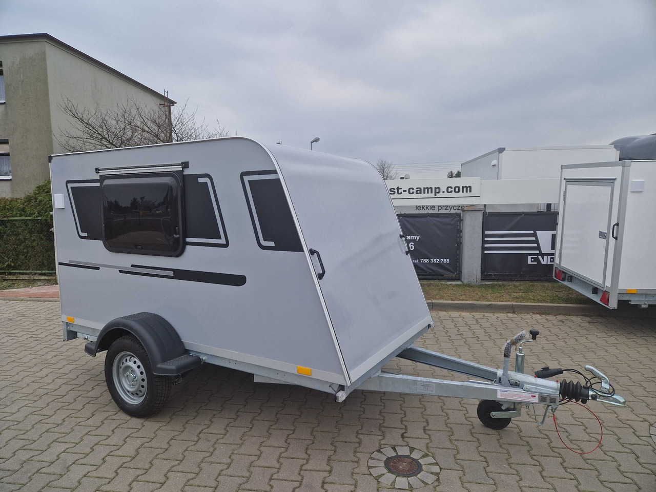 Microcamp mini przyczepa kempingowa transportowa teardrop - Przyczepa samochodowa: zdjęcie 1 Microcamp mini przyczepa kempingowa transportowa teardrop - Przyczepa samochodowa: zdjęcie 1