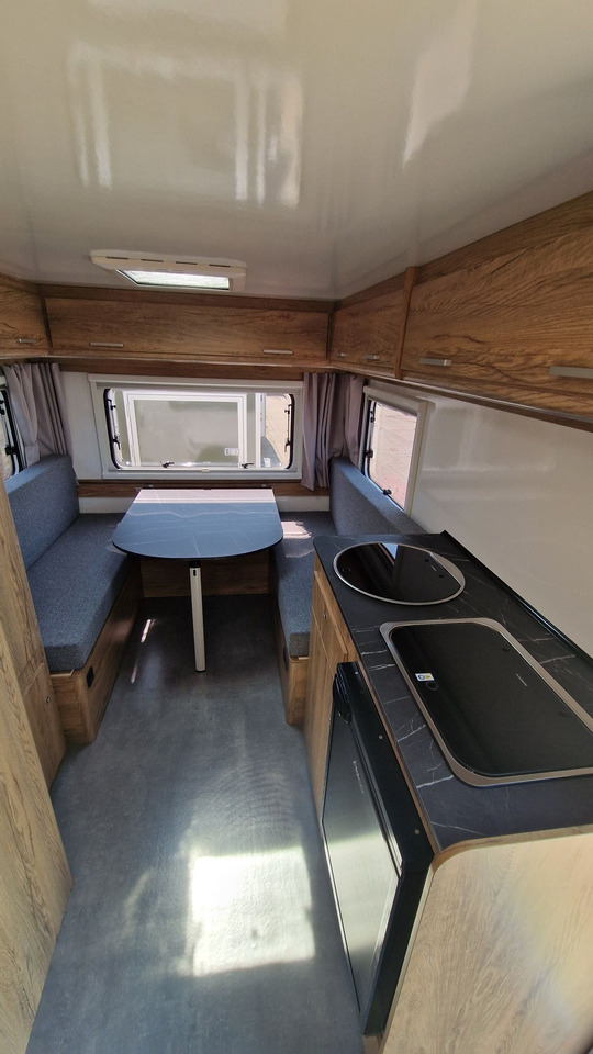 N-LAZUR Niewiadów Nowa Przyczepa Kempingowa dla 4 osób z Łazienką - Przyczepa kempingowa: zdjęcie 1 N-LAZUR Niewiadów Nowa Przyczepa Kempingowa dla 4 osób z Łazienką - Przyczepa kempingowa: zdjęcie 1