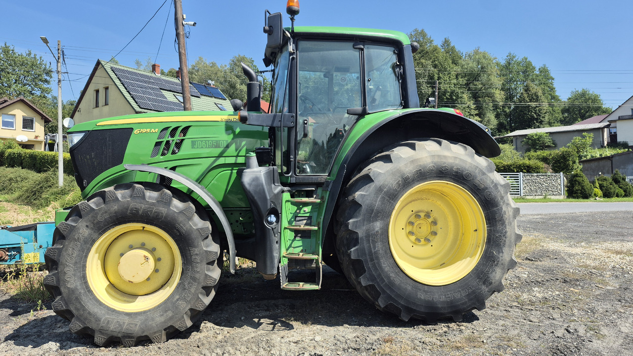 JOHN DEERE 6195M - Ciągnik rolniczy: zdjęcie 3 JOHN DEERE 6195M - Ciągnik rolniczy: zdjęcie 3