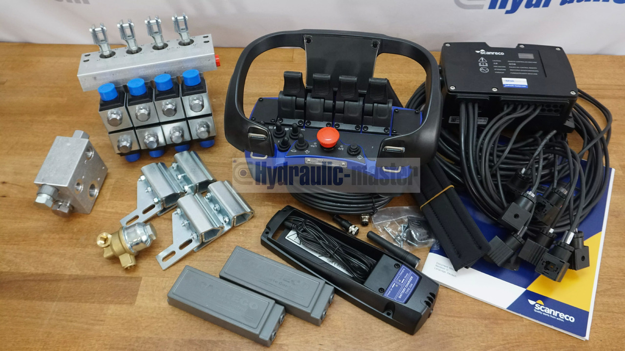 Scanreco RC 400 Radio Remote Control with 4 Functions with Actuators 12/24V for HIAB - Maszyna budowlana: zdjęcie 1 Scanreco RC 400 Radio Remote Control with 4 Functions with Actuators 12/24V for HIAB - Maszyna budowlana: zdjęcie 1