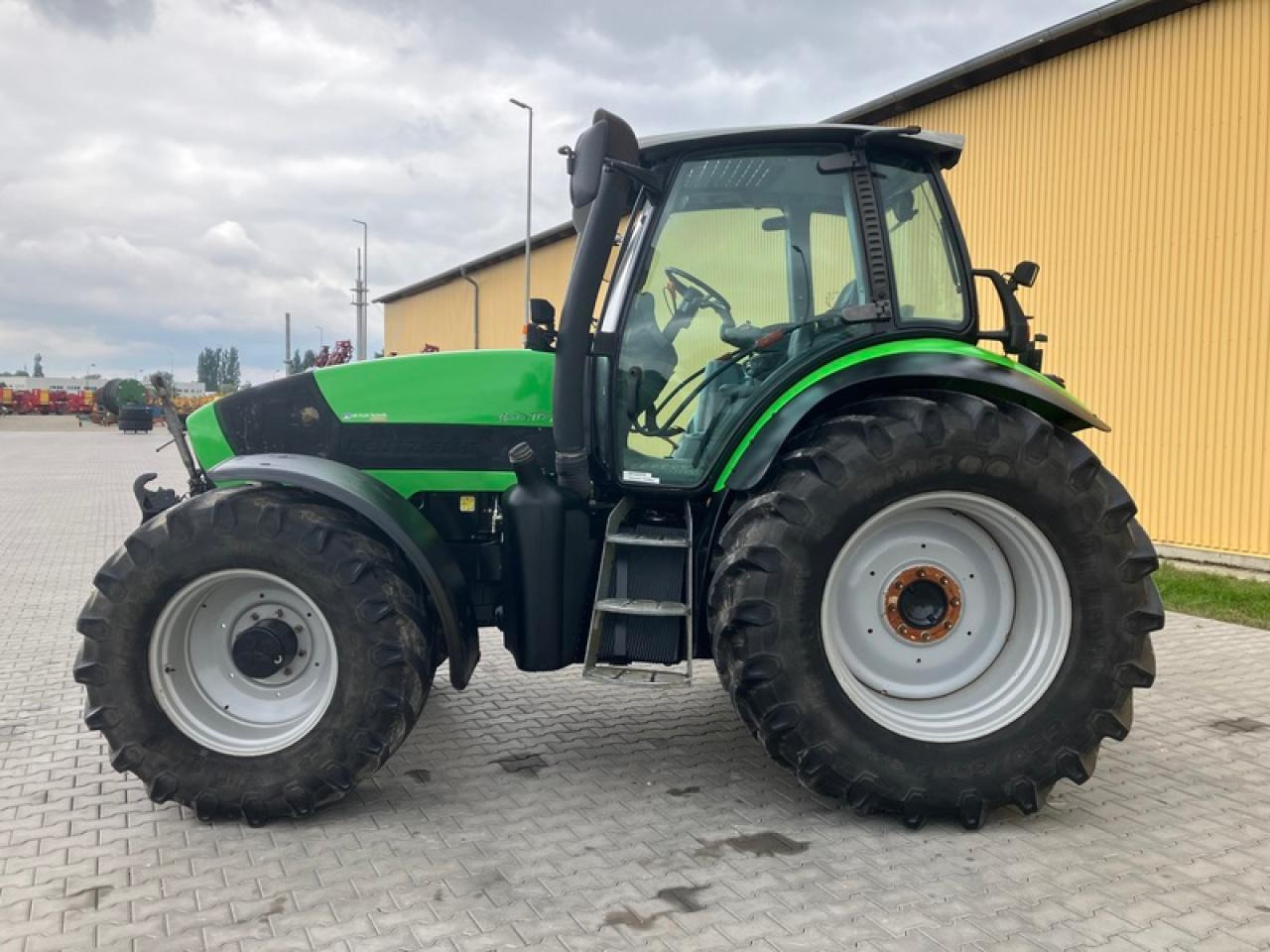 Deutz-Fahr 610 TTV - Ciągnik rolniczy: zdjęcie 2 Deutz-Fahr 610 TTV - Ciągnik rolniczy: zdjęcie 2
