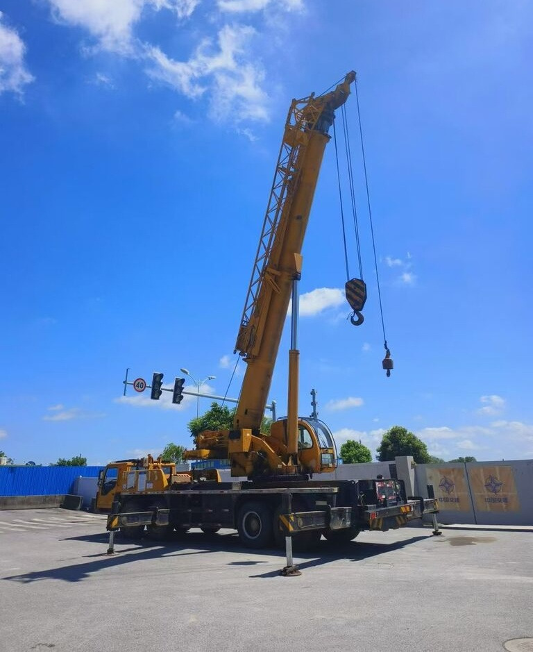 XCMG QY70KC QY70K QY70K-I QY70K-II - Dźwig samojezdny: zdjęcie 5 XCMG QY70KC QY70K QY70K-I QY70K-II - Dźwig samojezdny: zdjęcie 5