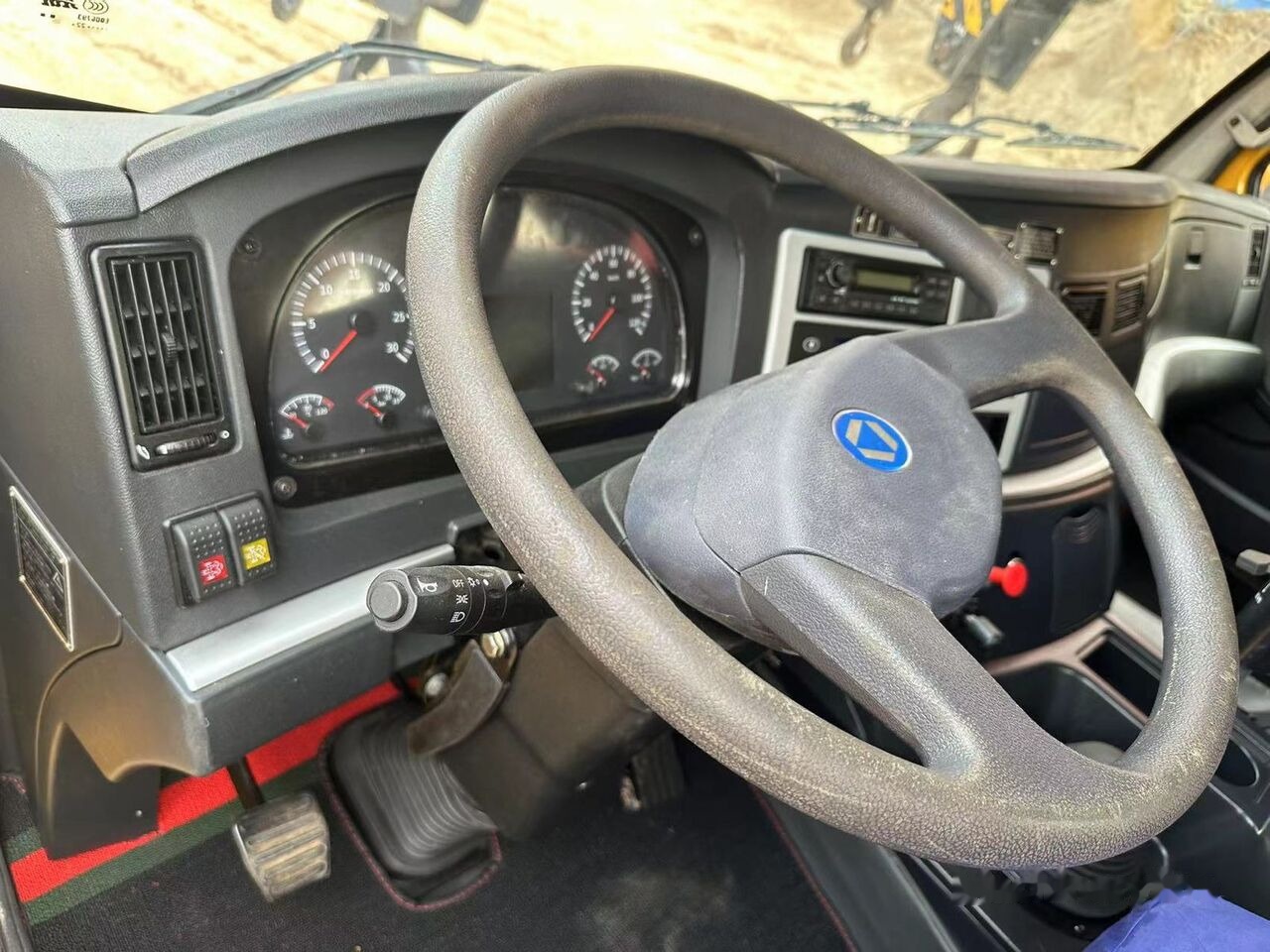 XCMG QY90K QY100K-II 90T 100T 90ton 100ton 80 70 50 - Dźwig samojezdny: zdjęcie 5 XCMG QY90K QY100K-II 90T 100T 90ton 100ton 80 70 50 - Dźwig samojezdny: zdjęcie 5