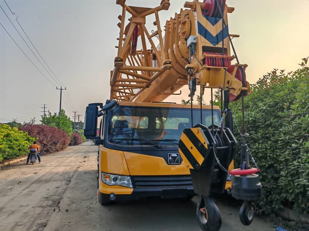 XCMG XCT25 XCT35 25T 25ton 35T 35ton 50 60 70 80 - Dźwig samojezdny: zdjęcie 4 XCMG XCT25 XCT35 25T 25ton 35T 35ton 50 60 70 80 - Dźwig samojezdny: zdjęcie 4