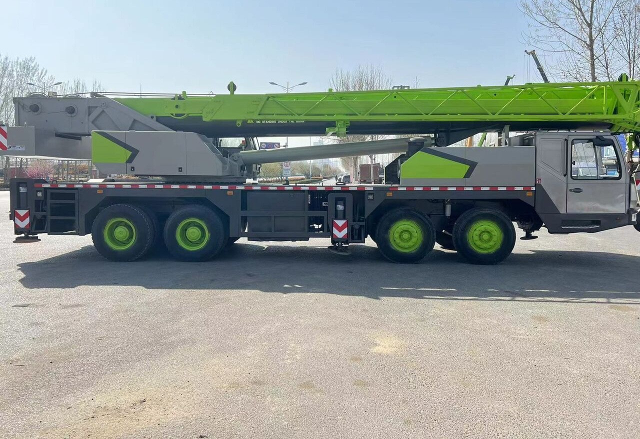 Zoomlion - Dźwig samojezdny: zdjęcie 1 Zoomlion - Dźwig samojezdny: zdjęcie 1