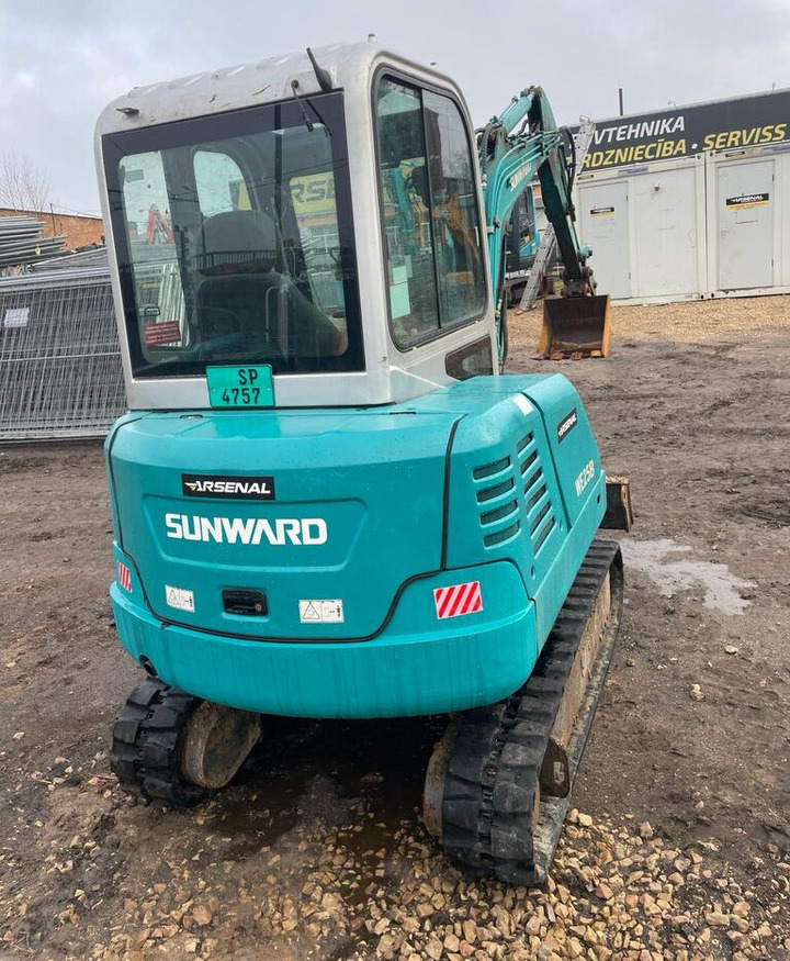 Sunward SWE 25B - Minikoparka: zdjęcie 4 Sunward SWE 25B - Minikoparka: zdjęcie 4