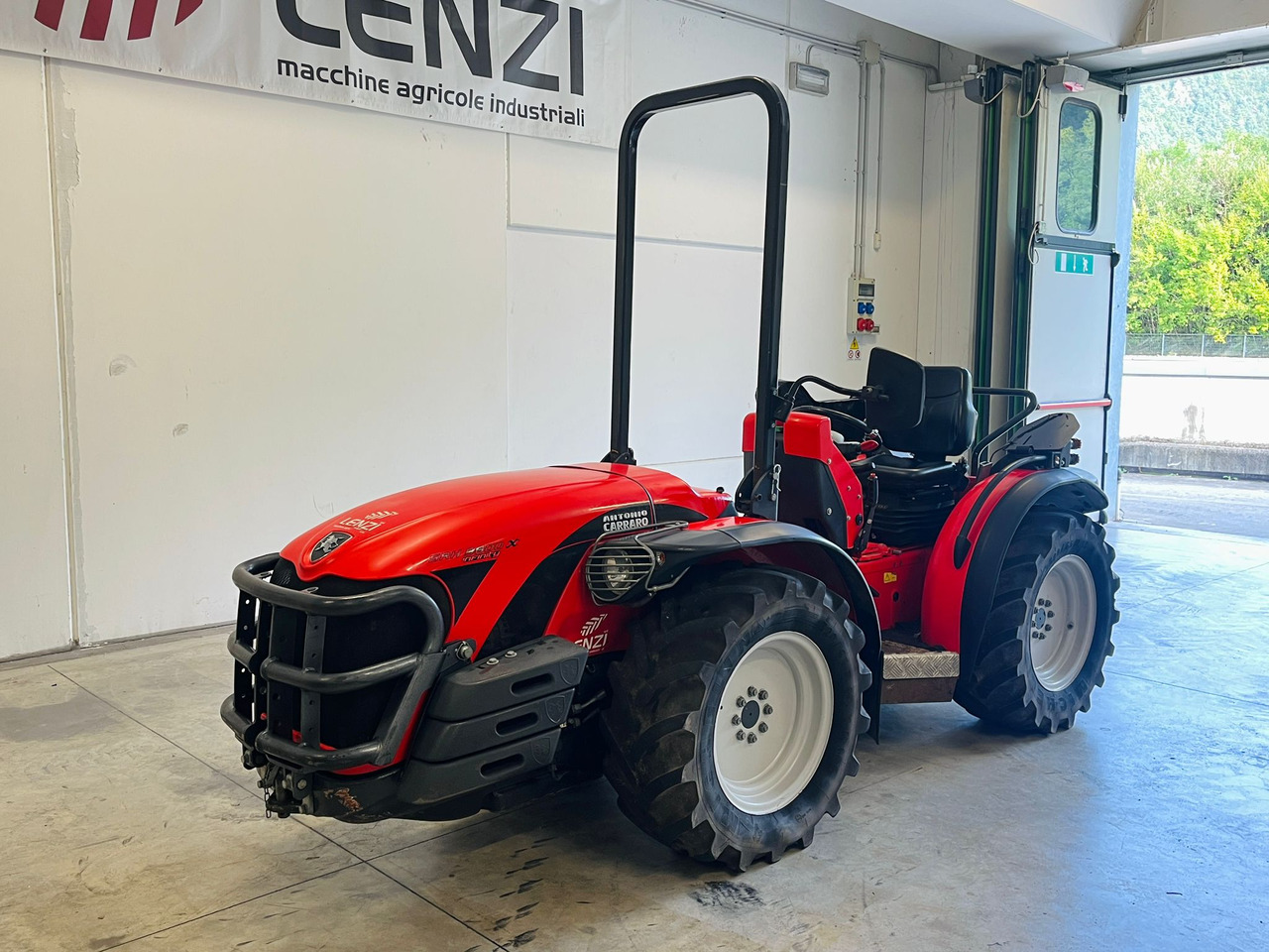 ANTONIO CARRARO SRH 9800 - Ciągnik rolniczy: zdjęcie 2 ANTONIO CARRARO SRH 9800 - Ciągnik rolniczy: zdjęcie 2