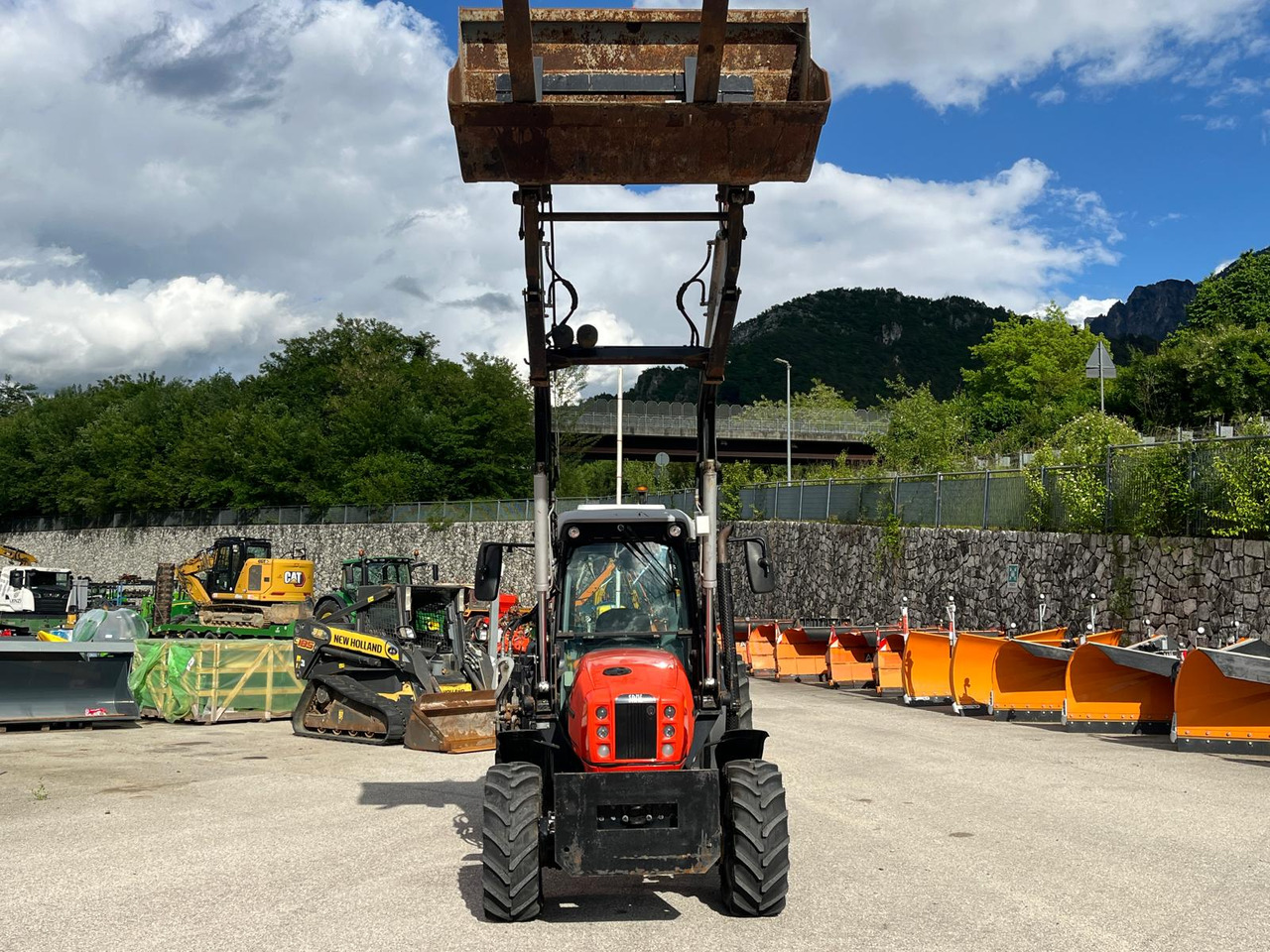 SAME FRUTTETO S 100 – CARICATORE - Ciągnik rolniczy: zdjęcie 3 SAME FRUTTETO S 100 – CARICATORE - Ciągnik rolniczy: zdjęcie 3