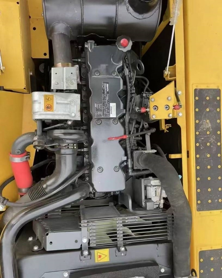 Komatsu PC 240 - Koparka gąsienicowa: zdjęcie 2 Komatsu PC 240 - Koparka gąsienicowa: zdjęcie 2