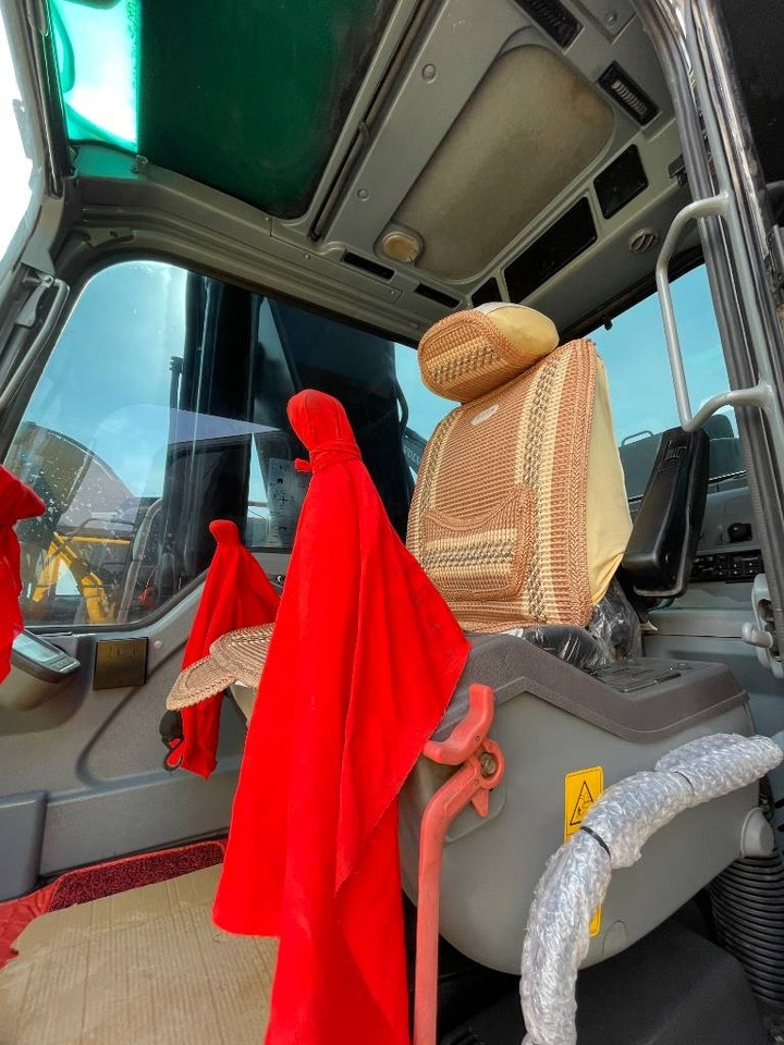 Koparka gąsienicowa Volvo 290: zdjęcie 9