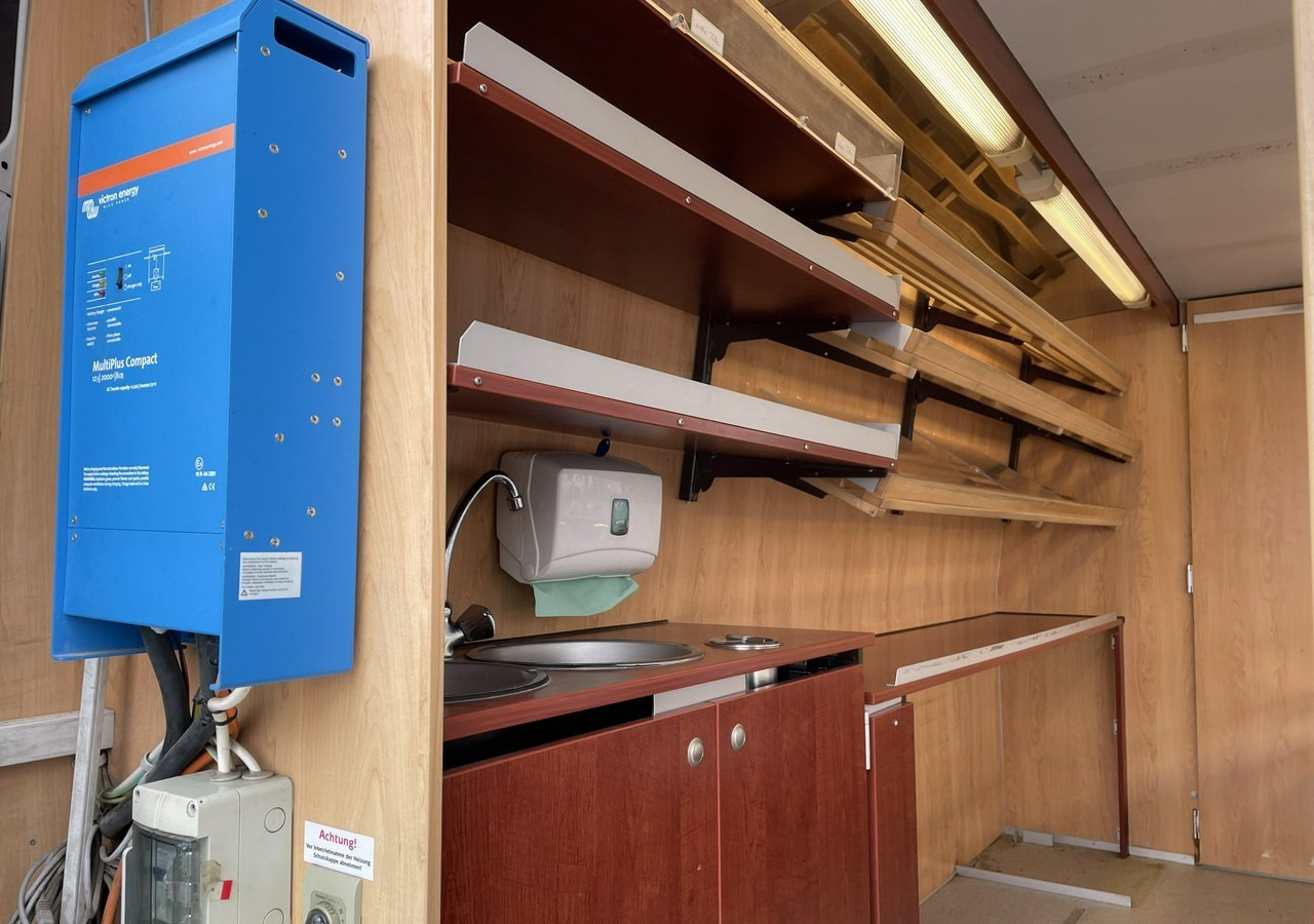 Citroen Jumper Jumper Autosklep wędlin Gastronomiczny Food Truck Foodtruck Sklep 20 - Ciężarówka gastronomiczna: zdjęcie 4 Citroen Jumper Jumper Autosklep wędlin Gastronomiczny Food Truck Foodtruck Sklep 20 - Ciężarówka gastronomiczna: zdjęcie 4