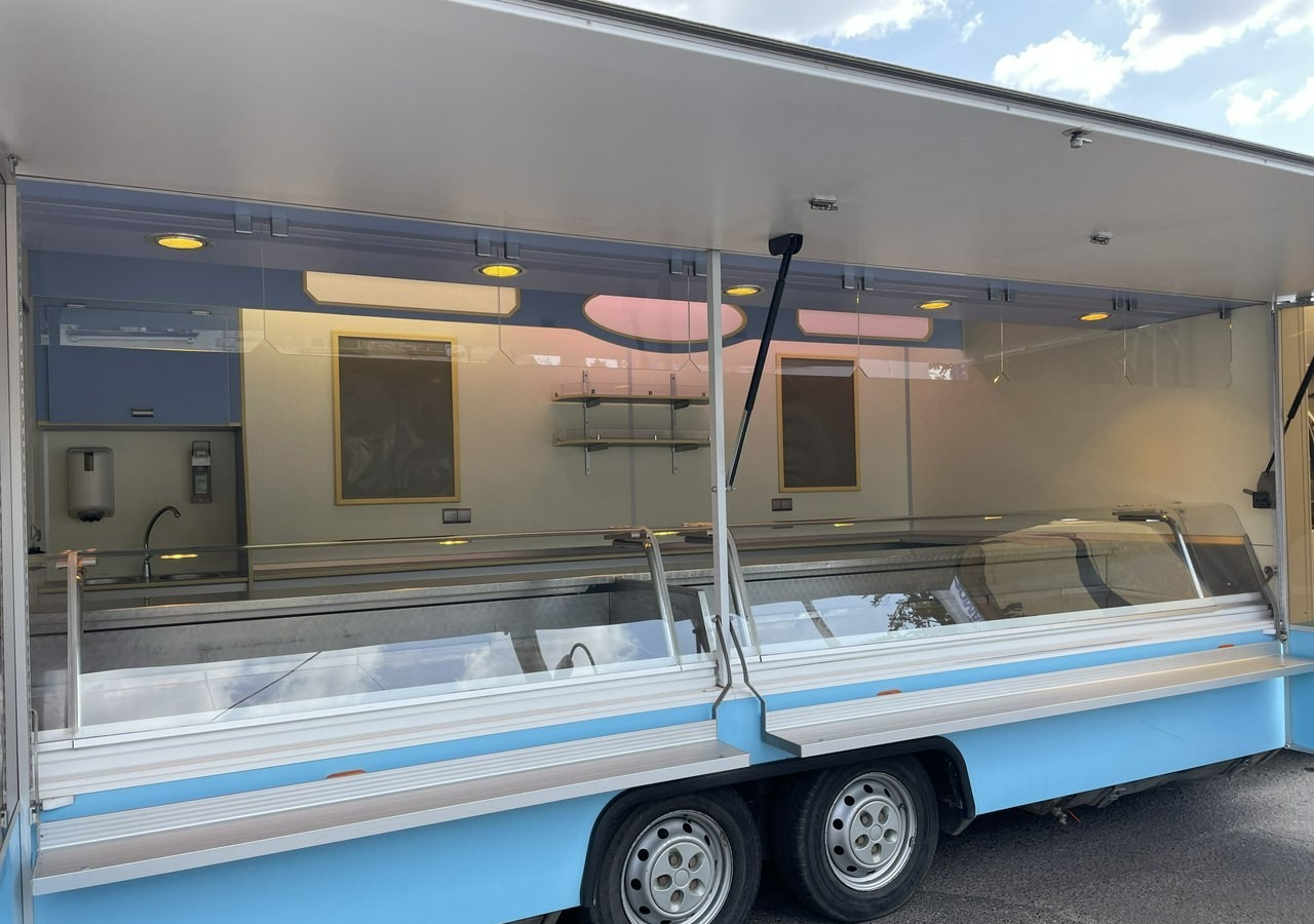 Fiat Ducato Autosklep Wędlin Gastronomiczny Food Truck Foodtruck Sklep bar 2006 - Ciężarówka gastronomiczna: zdjęcie 2 Fiat Ducato Autosklep Wędlin Gastronomiczny Food Truck Foodtruck Sklep bar 2006 - Ciężarówka gastronomiczna: zdjęcie 2