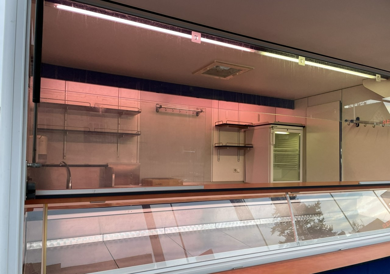 Fiat Ducato Autosklep wędlin Gastronomiczny Food Truck Foodtruck Sklep Borco 350 - Ciężarówka gastronomiczna: zdjęcie 2 Fiat Ducato Autosklep wędlin Gastronomiczny Food Truck Foodtruck Sklep Borco 350 - Ciężarówka gastronomiczna: zdjęcie 2