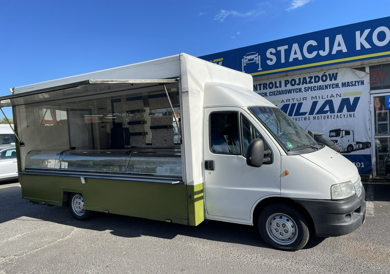 Fiat Ducato Autosklep wędlin Ryb Gastronomiczny Food Truck Foodtruck Sklep 2006 - Ciężarówka gastronomiczna: zdjęcie 3 Fiat Ducato Autosklep wędlin Ryb Gastronomiczny Food Truck Foodtruck Sklep 2006 - Ciężarówka gastronomiczna: zdjęcie 3