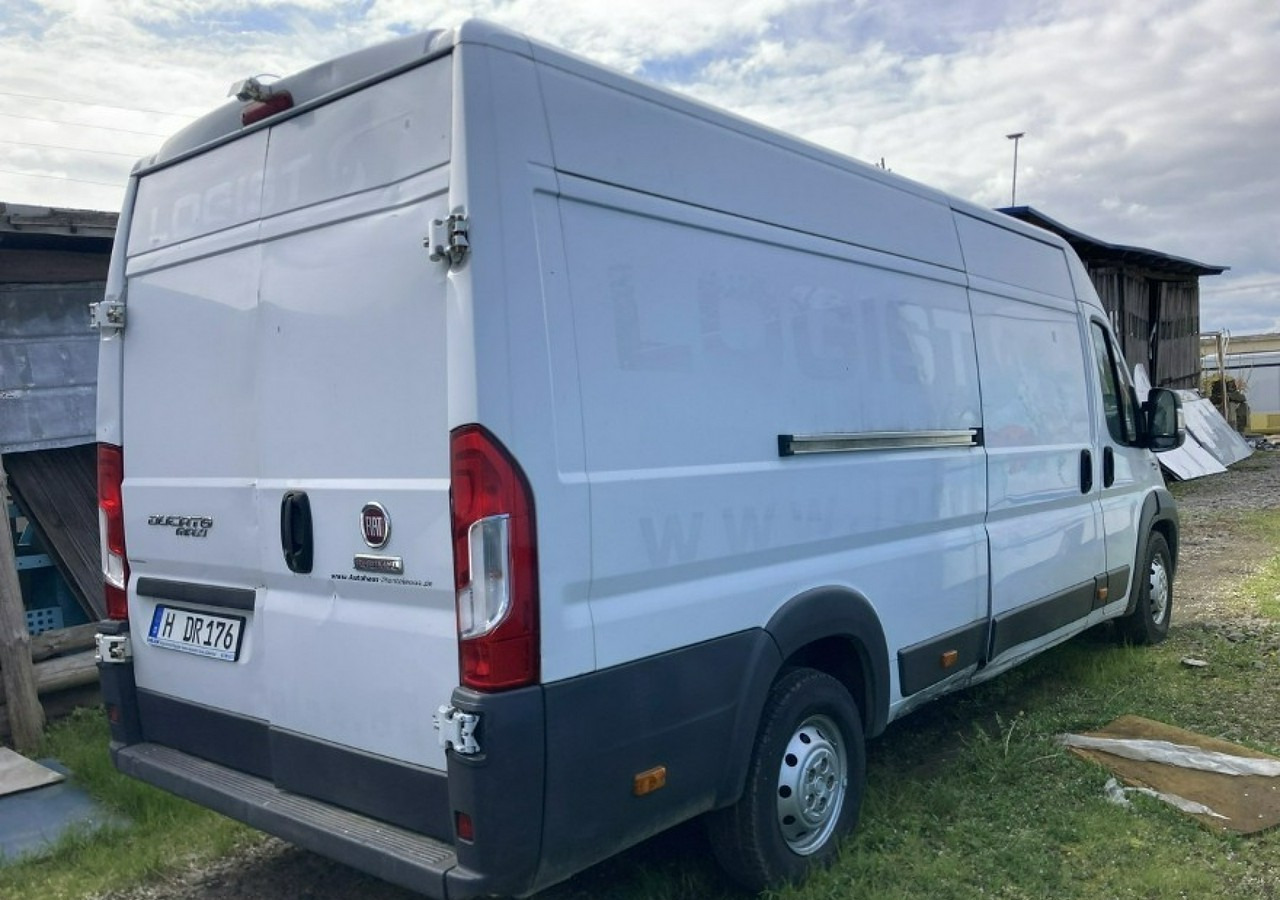 Fiat Ducato Ducato 2.3 JTD-150KM Mega Max 6-biegów Klima Kamera 2017 - Furgon: zdjęcie 3 Fiat Ducato Ducato 2.3 JTD-150KM Mega Max 6-biegów Klima Kamera 2017 - Furgon: zdjęcie 3