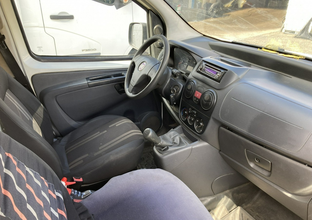 Fiat Fiorino Fiat Fiorino 1.4 FV 23% 2008 - Furgon: zdjęcie 4 Fiat Fiorino Fiat Fiorino 1.4 FV 23% 2008 - Furgon: zdjęcie 4