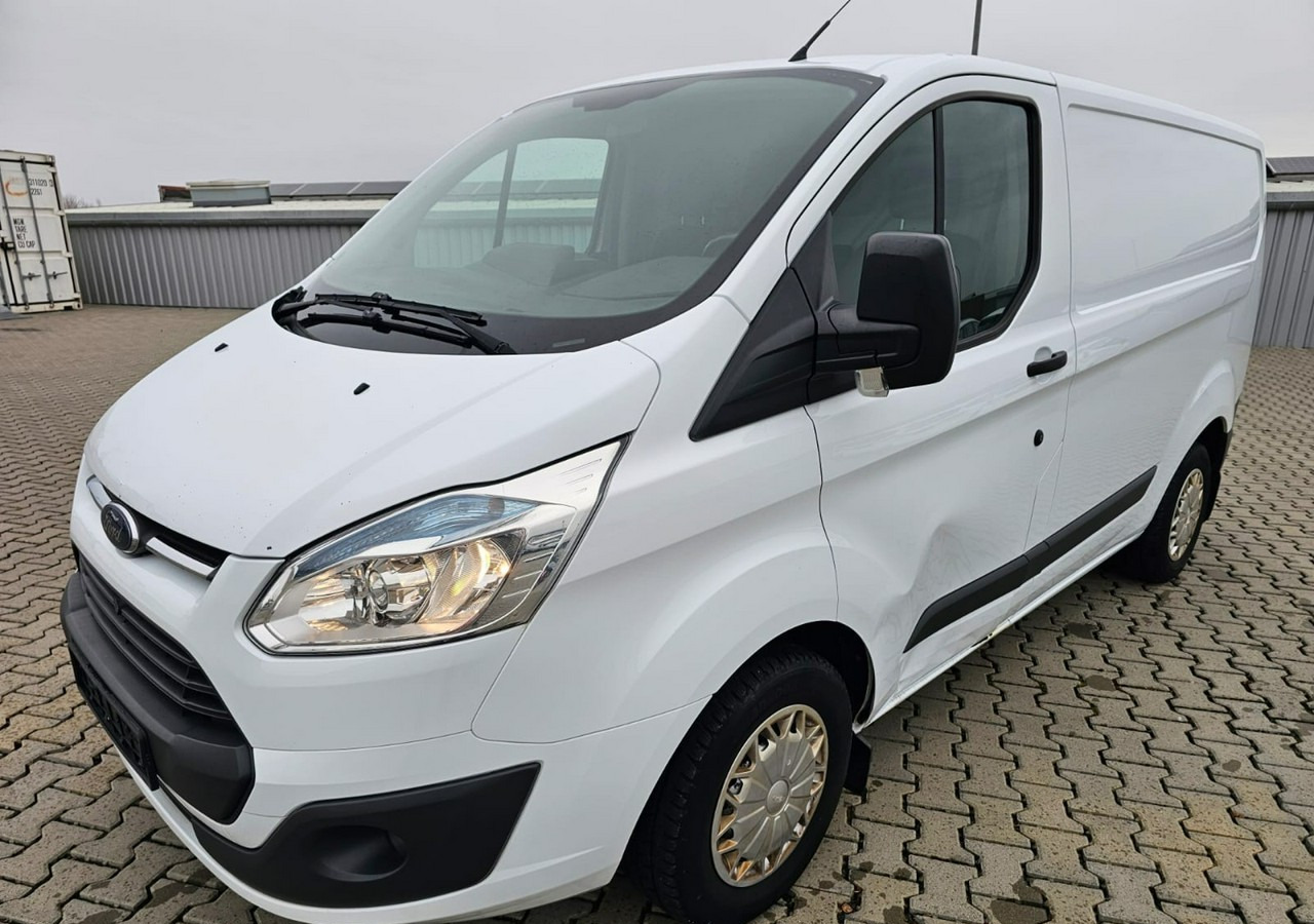 Ford Transit Transit Custom Ford Transit Custom 2.2-125KM Klima 2015 - Furgon: zdjęcie 4 Ford Transit Transit Custom Ford Transit Custom 2.2-125KM Klima 2015 - Furgon: zdjęcie 4