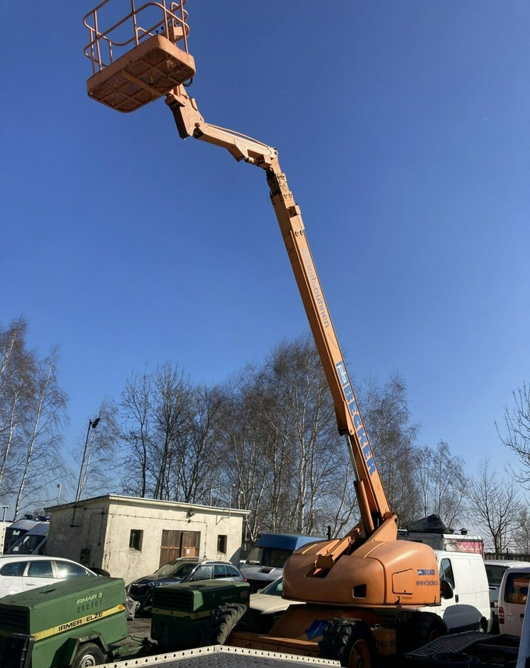 Inna Inny Podnośnik koszowy Haulotte H23 zwyżka 4x4 12082 mg 23 metrów - Podnośnik teleskopowy: zdjęcie 1 Inna Inny Podnośnik koszowy Haulotte H23 zwyżka 4x4 12082 mg 23 metrów - Podnośnik teleskopowy: zdjęcie 1