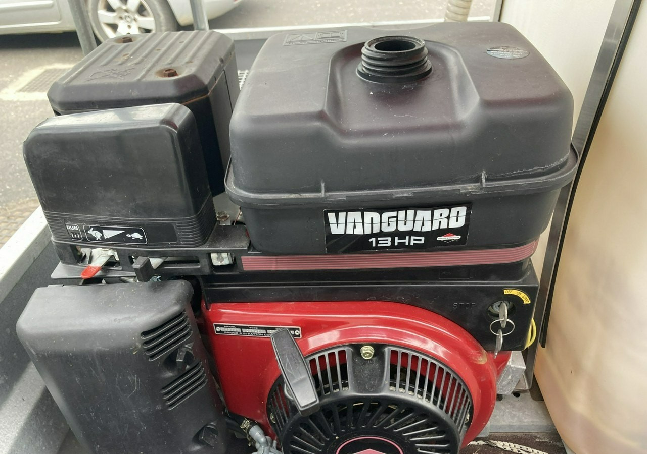 Iveco Inny Iveco wuko na przyczepce kanalizacja asenizacyjny 130bar - Komunalne/ Specjalistyczne, Przyczepa samochodowa: zdjęcie 4 Iveco Inny Iveco wuko na przyczepce kanalizacja asenizacyjny 130bar - Komunalne/ Specjalistyczne, Przyczepa samochodowa: zdjęcie 4