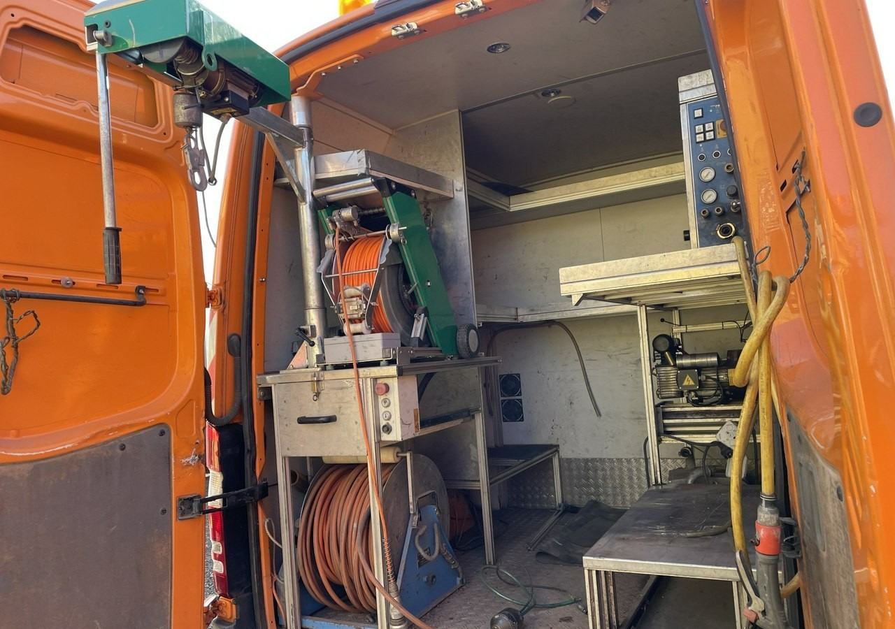 Mercedes-Benz Sprinter Sprinter Kanalizacja inspekcja kanałów wuko asenizacyjny Kamero wóz - Komunalne/ Specjalistyczne, Furgon: zdjęcie 2 Mercedes-Benz Sprinter Sprinter Kanalizacja inspekcja kanałów wuko asenizacyjny Kamero wóz - Komunalne/ Specjalistyczne, Furgon: zdjęcie 2