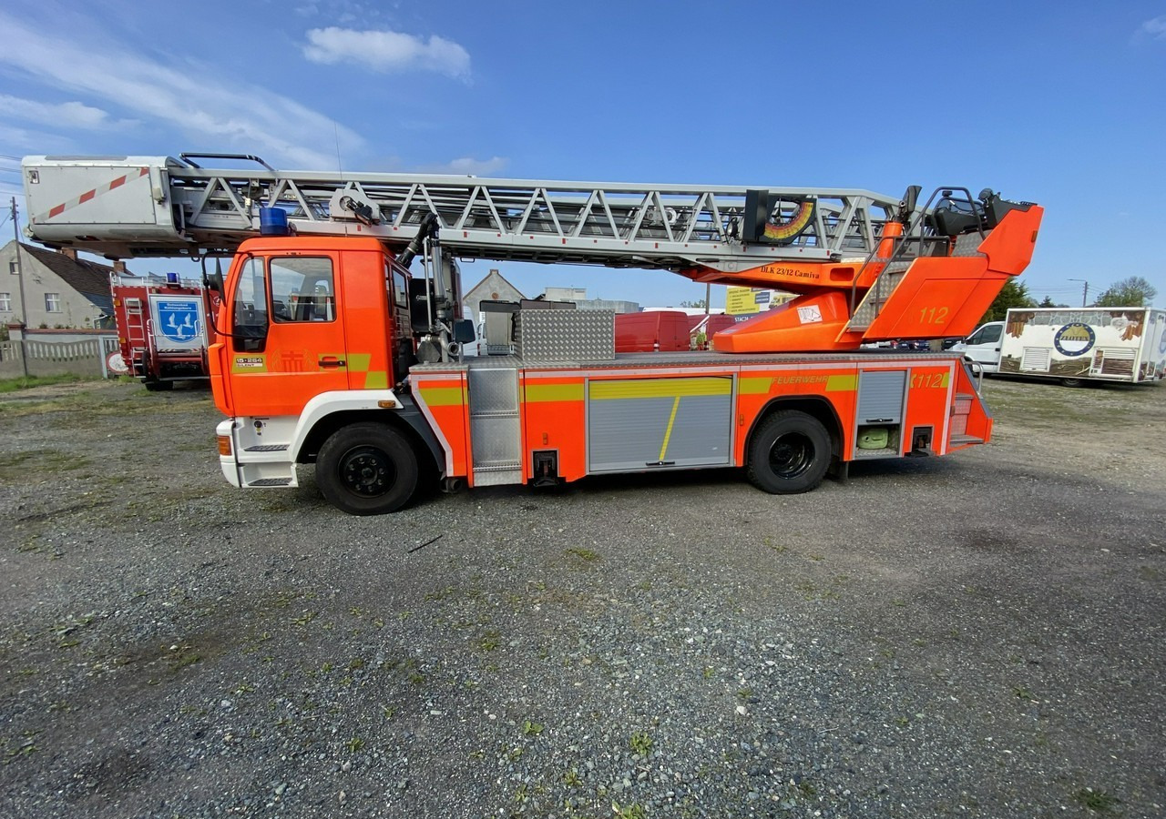 MAN Inny MAN MAN 15,264 Straż pożarna drabina Strażacka zwyżka 30metrów 1999 - Samochód pożarniczy: zdjęcie 5 MAN Inny MAN MAN 15,264 Straż pożarna drabina Strażacka zwyżka 30metrów 1999 - Samochód pożarniczy: zdjęcie 5