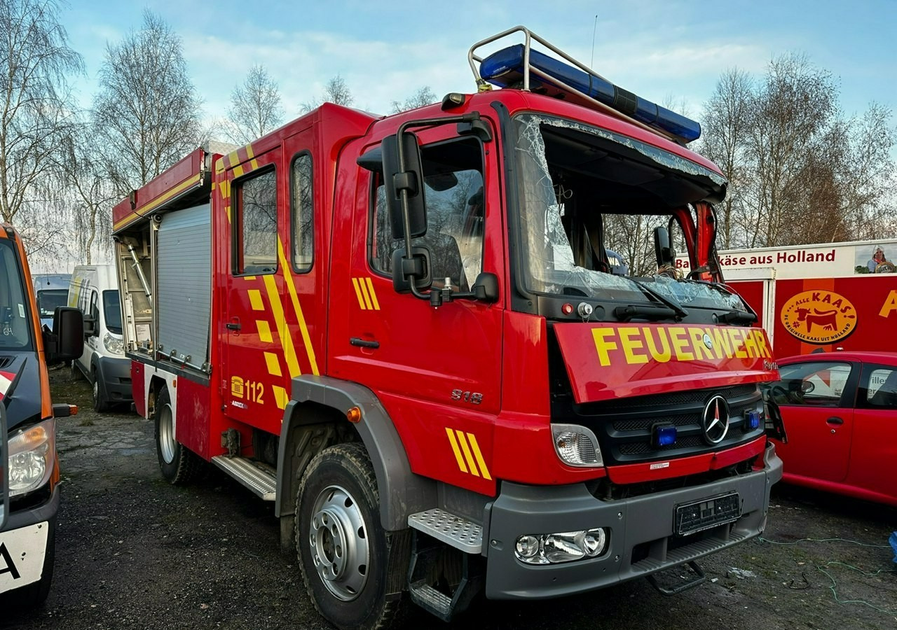 Mercedes-Benz Atego 918 Straż Pożarna 4X4 Wóz strażacki 2006 Atego 918 Straż Pożarna 4X4 Wóz strażacki 2006 - Samochód pożarniczy: zdjęcie 1 Mercedes-Benz Atego 918 Straż Pożarna 4X4 Wóz strażacki 2006 Atego 918 Straż Pożarna 4X4 Wóz strażacki 2006 - Samochód pożarniczy: zdjęcie 1