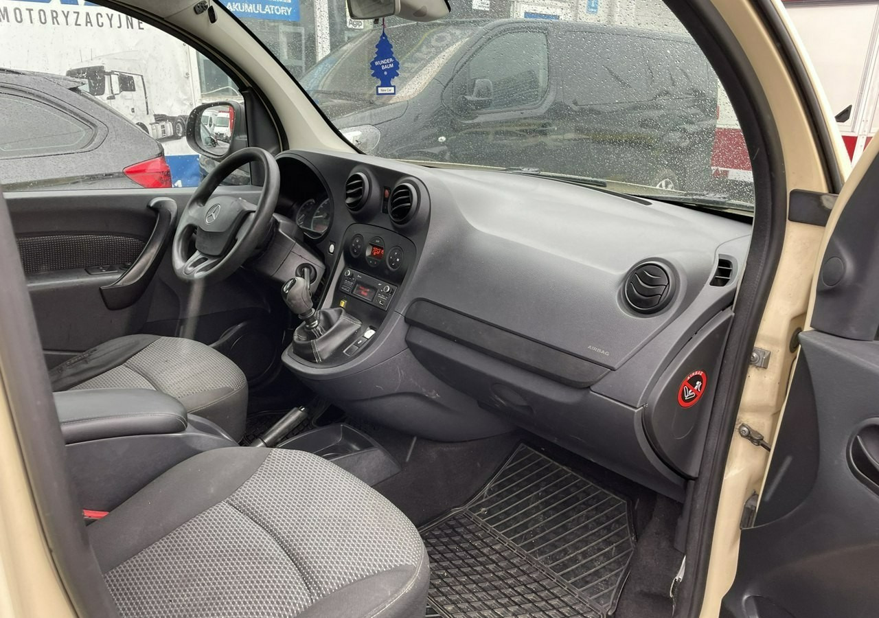 Mercedes-Benz Citan Citan Tourer Mercedes Citan 6-osob przewozu Niepełnosprawnych inwalida - Kombi: zdjęcie 3 Mercedes-Benz Citan Citan Tourer Mercedes Citan 6-osob przewozu Niepełnosprawnych inwalida - Kombi: zdjęcie 3