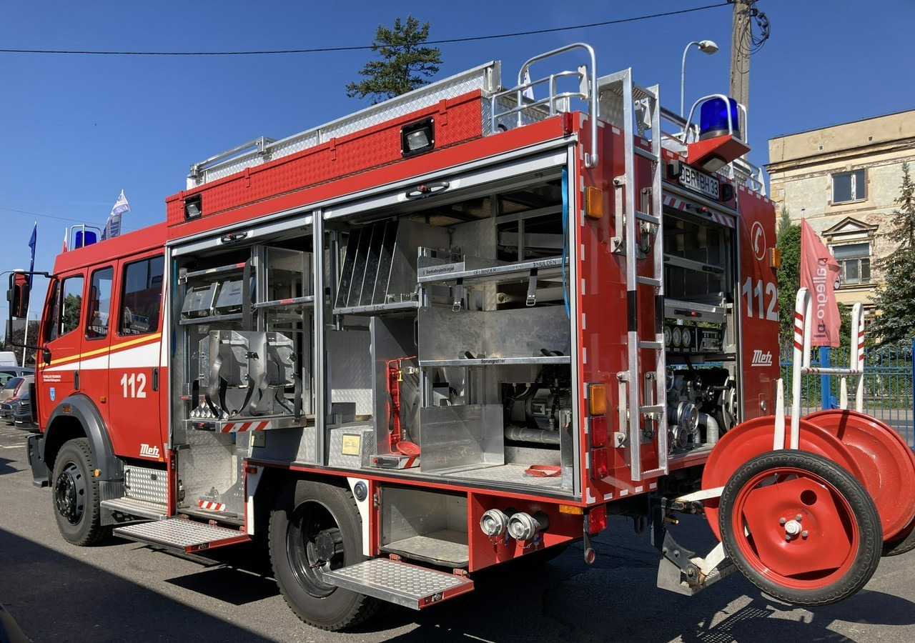 Mercedes-Benz Inny Mercedes-Benz Mercedes 1224 Straż Pożarna Gaśnicza 4X4 Metz 97 - Samochód pożarniczy: zdjęcie 5 Mercedes-Benz Inny Mercedes-Benz Mercedes 1224 Straż Pożarna Gaśnicza 4X4 Metz 97 - Samochód pożarniczy: zdjęcie 5