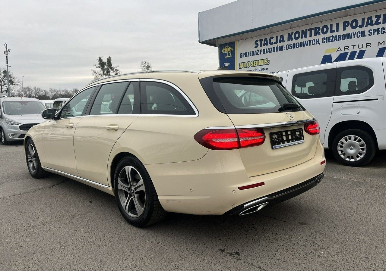 Mercedes-Benz Klasa E E220d T 9G-tronic 197KM Navi FullLed Kamera Asystent Model 2020 FV 2 - Samochód osobowy: zdjęcie 3 Mercedes-Benz Klasa E E220d T 9G-tronic 197KM Navi FullLed Kamera Asystent Model 2020 FV 2 - Samochód osobowy: zdjęcie 3