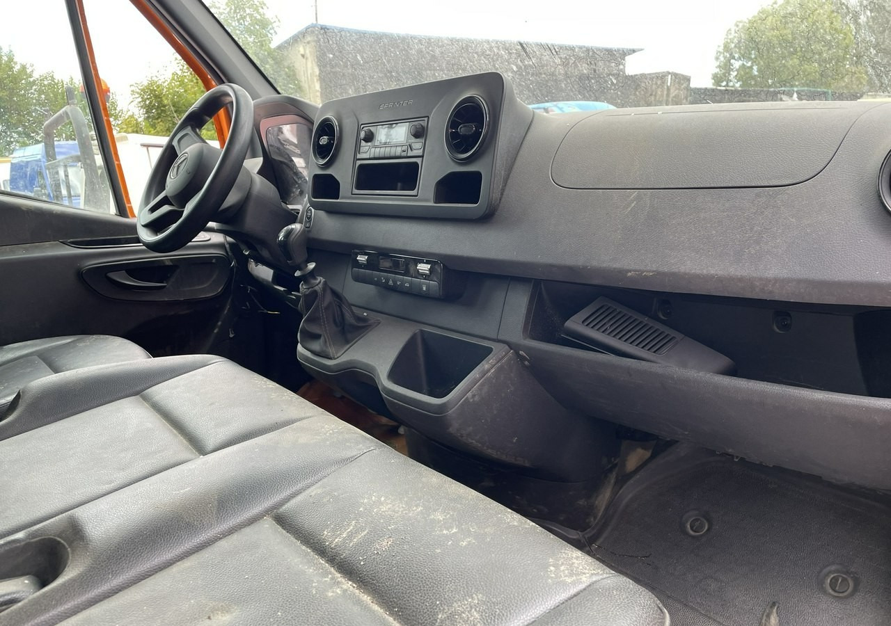 Mercedes-Benz Sprinter Sprinter 314 Dokka Brygadówka 7-oso doka Klim skrzynia rama Model 20 - Samochód dostawczy skrzyniowy, Samochód dostawczy doka: zdjęcie 4 Mercedes-Benz Sprinter Sprinter 314 Dokka Brygadówka 7-oso doka Klim skrzynia rama Model 20 - Samochód dostawczy skrzyniowy, Samochód dostawczy doka: zdjęcie 4