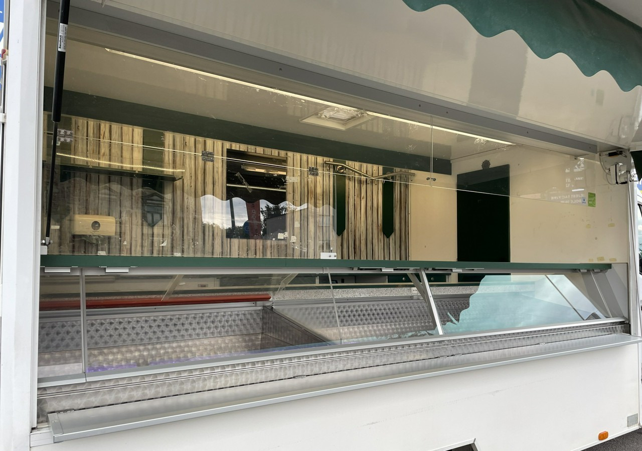 Renault Master Autosklep Gastronomiczny Food Truck Foodtruck sklep W-zasil 2015 - Ciężarówka gastronomiczna: zdjęcie 3 Renault Master Autosklep Gastronomiczny Food Truck Foodtruck sklep W-zasil 2015 - Ciężarówka gastronomiczna: zdjęcie 3