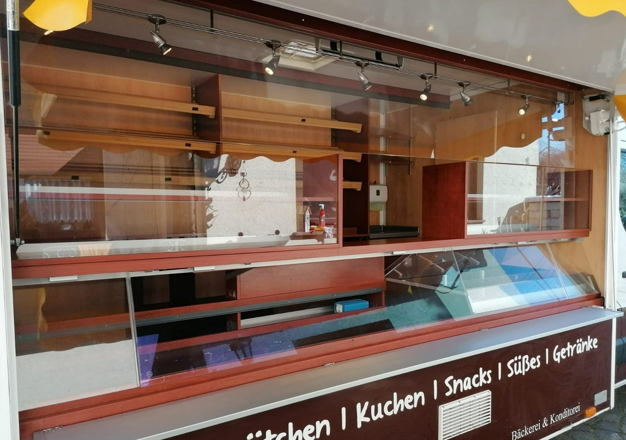 Renault Master Autosklep Sklep pieczywa Gastronomiczny Food Truck Foodtruck 2015 - Ciężarówka gastronomiczna: zdjęcie 5 Renault Master Autosklep Sklep pieczywa Gastronomiczny Food Truck Foodtruck 2015 - Ciężarówka gastronomiczna: zdjęcie 5