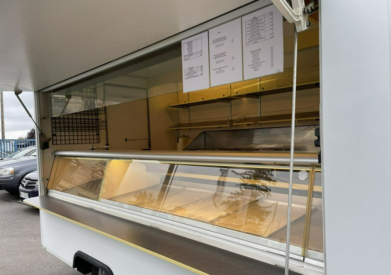 Renault Master Autosklep Wędli-pie Gastronomiczny Food Truck Foodtruck Sklep bar 20 - Ciężarówka gastronomiczna: zdjęcie 2 Renault Master Autosklep Wędli-pie Gastronomiczny Food Truck Foodtruck Sklep bar 20 - Ciężarówka gastronomiczna: zdjęcie 2