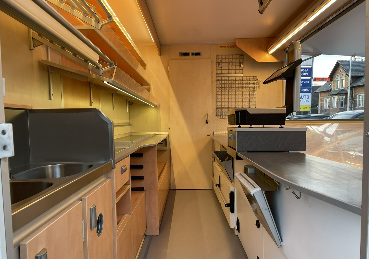 Renault Master Autosklep Wędlin Gastronomiczny Food Truck Foodtruck sklep BORCO 201 - Ciężarówka gastronomiczna: zdjęcie 2 Renault Master Autosklep Wędlin Gastronomiczny Food Truck Foodtruck sklep BORCO 201 - Ciężarówka gastronomiczna: zdjęcie 2