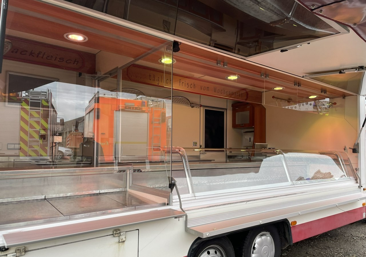 Renault Master Autosklep wędl Gastronomiczny Food Truck Foodtruck Sklep Klima Borc - Ciężarówka gastronomiczna: zdjęcie 2 Renault Master Autosklep wędl Gastronomiczny Food Truck Foodtruck Sklep Klima Borc - Ciężarówka gastronomiczna: zdjęcie 2