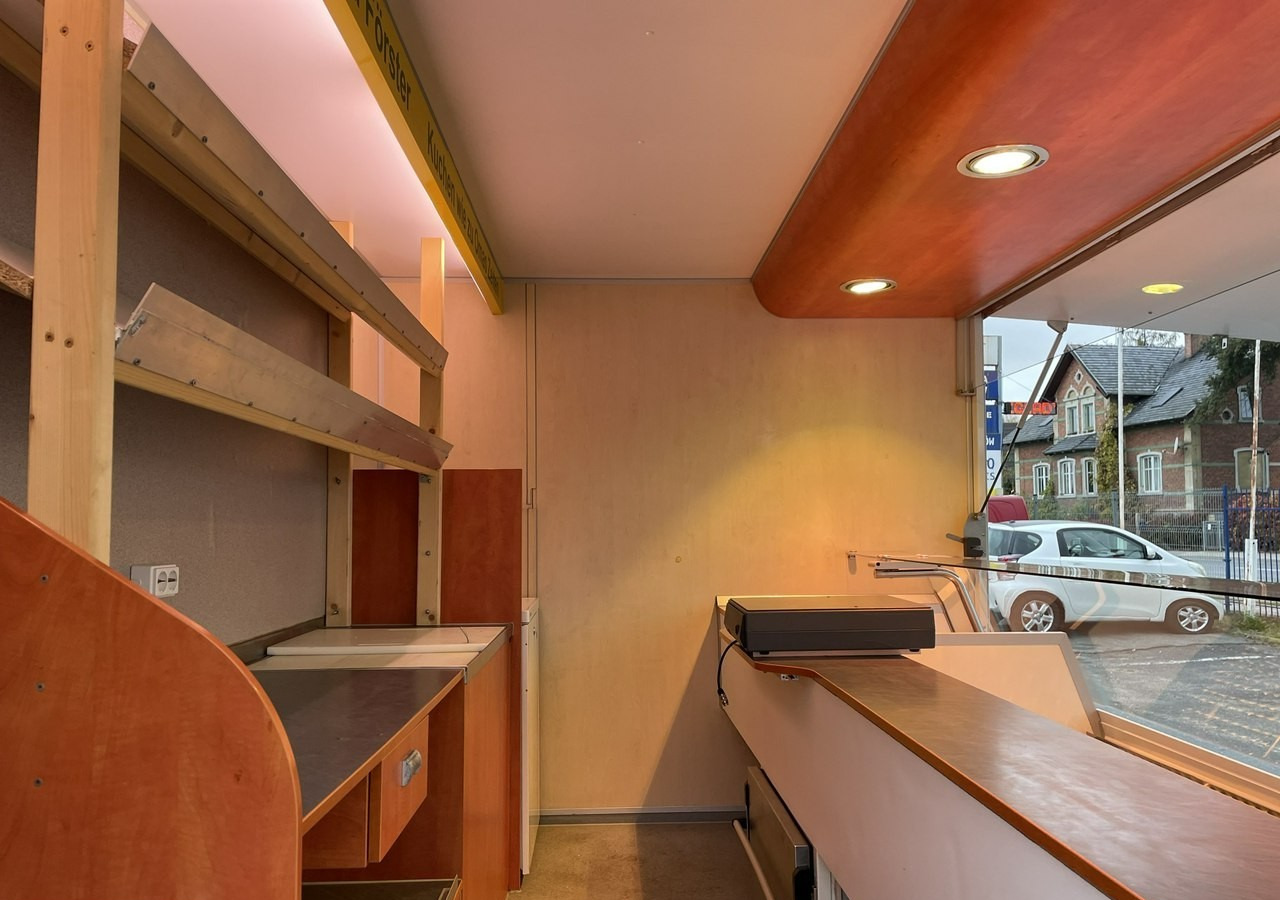 Renault Master Autosklep wędlin Gastronomiczny Food Truck Foodtruck Sklep Borco 200 - Ciężarówka gastronomiczna: zdjęcie 5 Renault Master Autosklep wędlin Gastronomiczny Food Truck Foodtruck Sklep Borco 200 - Ciężarówka gastronomiczna: zdjęcie 5