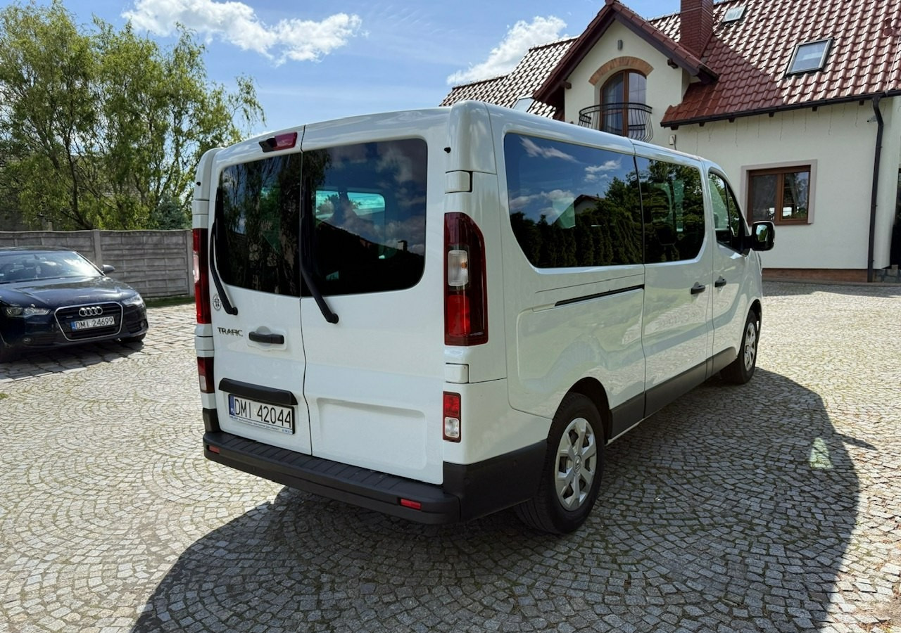 Renault Trafic III 2.0dci 110KM L2H1 LONG 9-osobowy 2xKlima Navi Kamera 2022 - Samochód osobowy: zdjęcie 3 Renault Trafic III 2.0dci 110KM L2H1 LONG 9-osobowy 2xKlima Navi Kamera 2022 - Samochód osobowy: zdjęcie 3