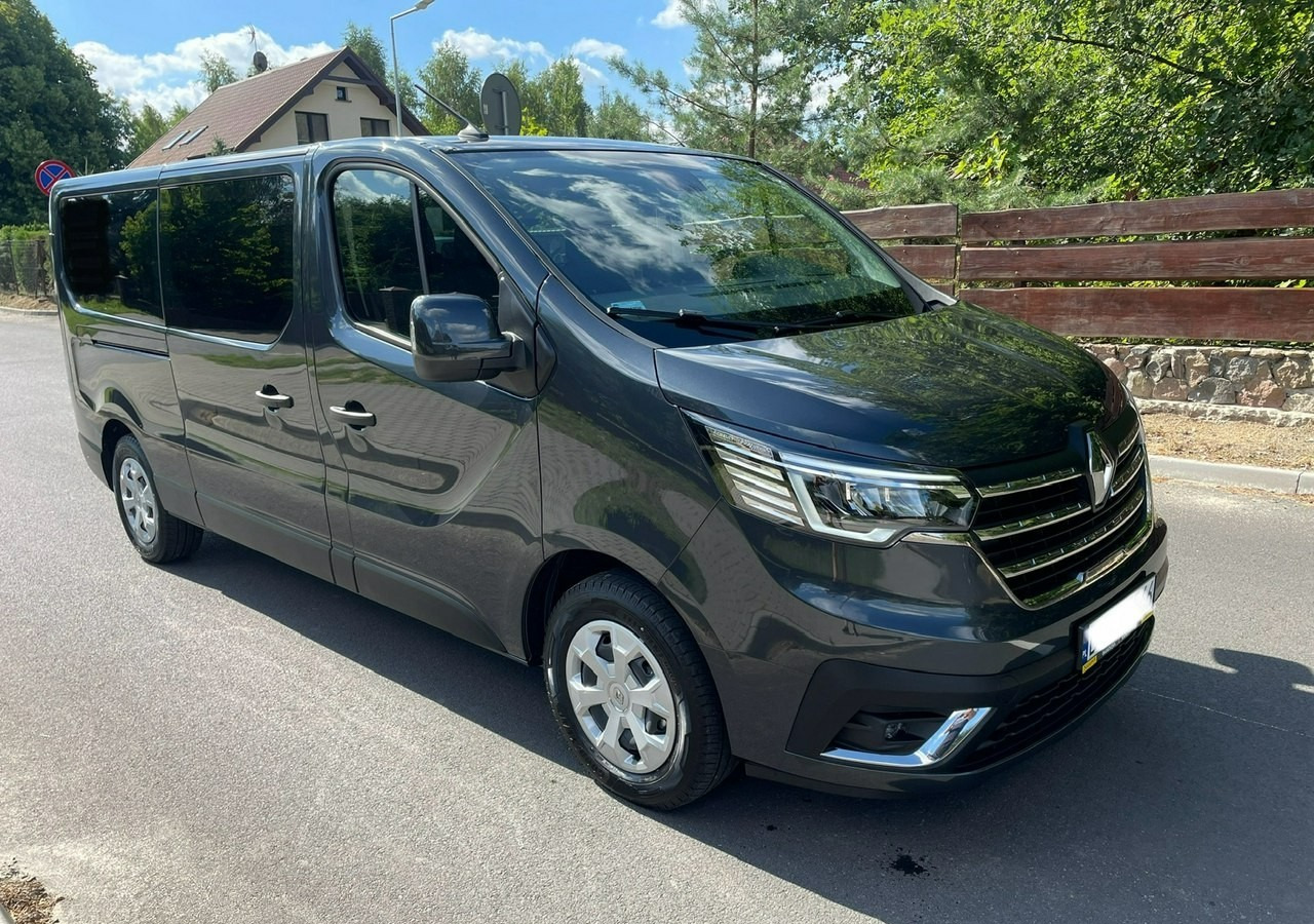 Renault Trafic III 2.0dci 150KM 9-osobowy do przewozu niepełnosprawnych RAMPA 2022 PFRO - Samochód osobowy: zdjęcie 1 Renault Trafic III 2.0dci 150KM 9-osobowy do przewozu niepełnosprawnych RAMPA 2022 PFRO - Samochód osobowy: zdjęcie 1