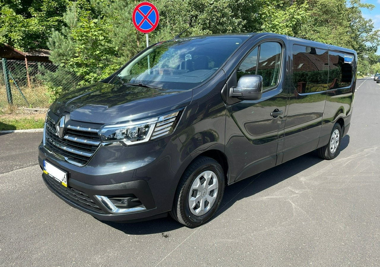 Renault Trafic III 2.0dci 150KM 9-osobowy do przewozu niepełnosprawnych RAMPA 2022 PFRO - Samochód osobowy: zdjęcie 5 Renault Trafic III 2.0dci 150KM 9-osobowy do przewozu niepełnosprawnych RAMPA 2022 PFRO - Samochód osobowy: zdjęcie 5