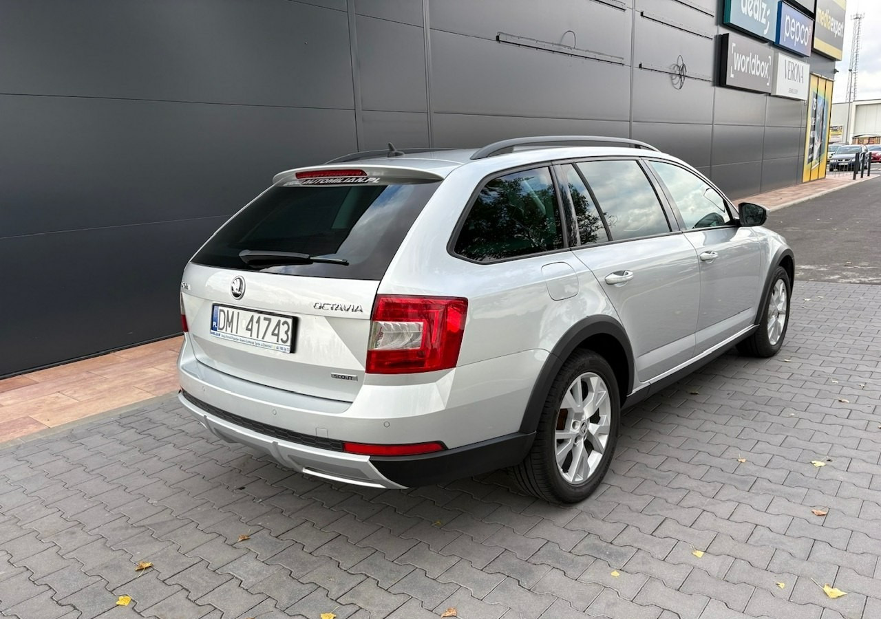 Skoda Octavia III Skoda Octavia 4X4 Scout 2.0 TDI -150KM Model 2017 Bezwypadkowa FV 23 - Samochód osobowy: zdjęcie 4 Skoda Octavia III Skoda Octavia 4X4 Scout 2.0 TDI -150KM Model 2017 Bezwypadkowa FV 23 - Samochód osobowy: zdjęcie 4