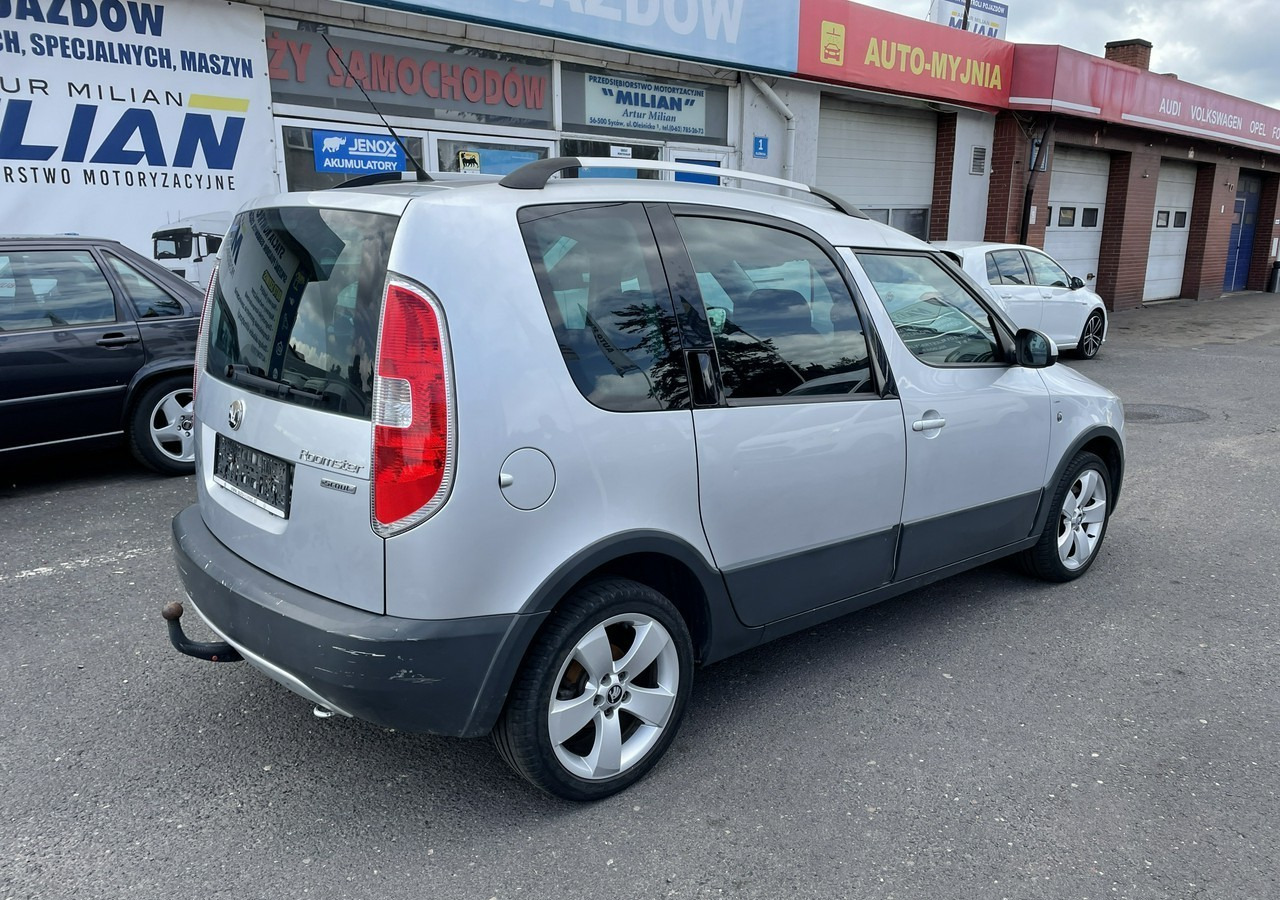 Skoda Roomster I Roomster Scout 1.6-16V Klima 2012 - Samochód osobowy: zdjęcie 4 Skoda Roomster I Roomster Scout 1.6-16V Klima 2012 - Samochód osobowy: zdjęcie 4