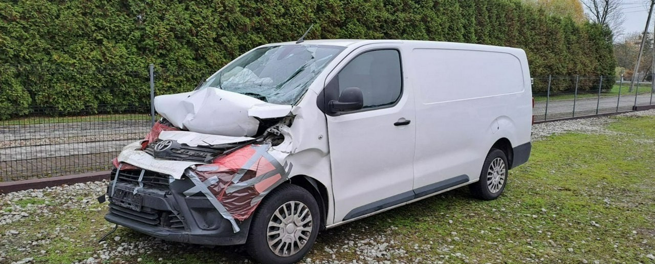 Toyota Proace Toyota Proace Maxi Klima chlodnia izoterma 2020 Salon PL - Samochód dostawczy chłodnia: zdjęcie 1 Toyota Proace Toyota Proace Maxi Klima chlodnia izoterma 2020 Salon PL - Samochód dostawczy chłodnia: zdjęcie 1