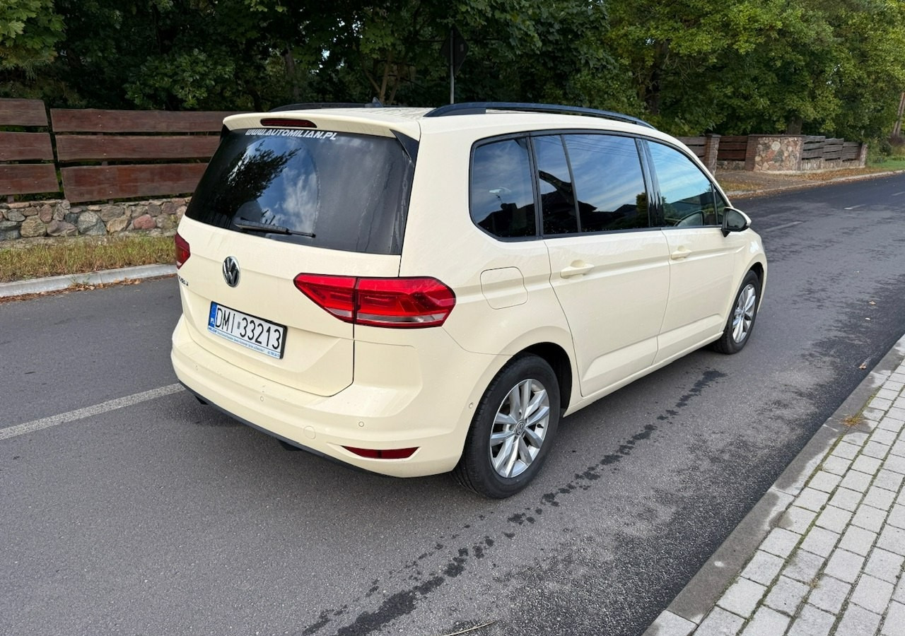 Volkswagen Touran III 2.0 TDI DSG 120 KM Automat 7osobowy Klima Skóra Full Serwis 2020 - Kombi: zdjęcie 3 Volkswagen Touran III 2.0 TDI DSG 120 KM Automat 7osobowy Klima Skóra Full Serwis 2020 - Kombi: zdjęcie 3